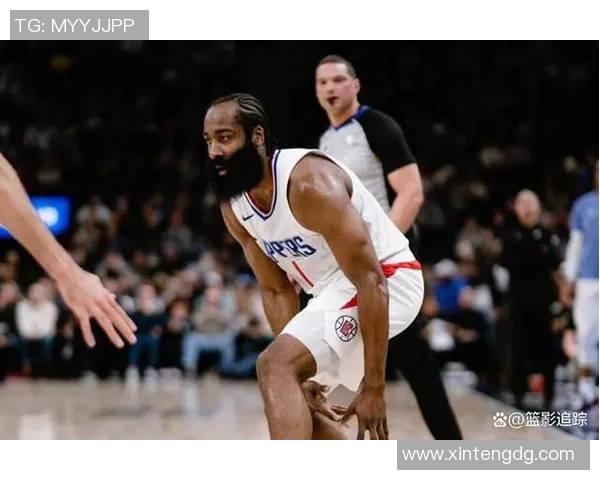 快船队遭遇失利，负于篮网队：一场令人失望的比赛回顾