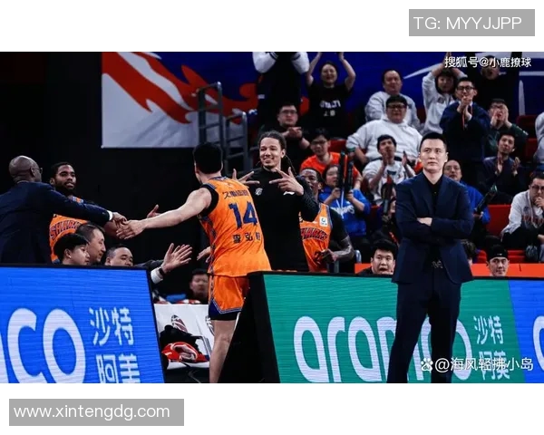 辽宁男篮主场击败上海,连胜场次达到十连胜 辽宁男篮主场击败上海,连胜场次达到十连胜